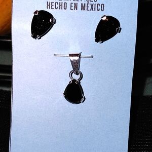 Elegant Black Jewelry Set